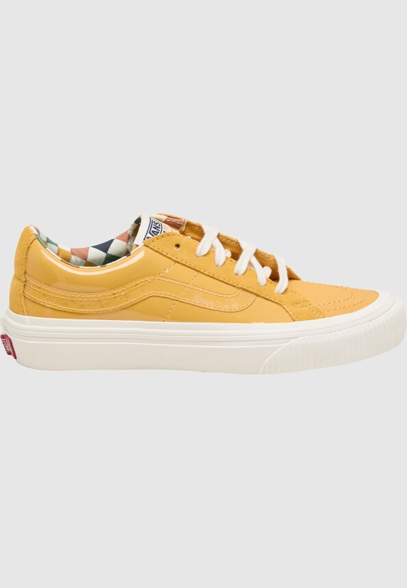 Karina Rozunko SK8-Hi Reissue-3