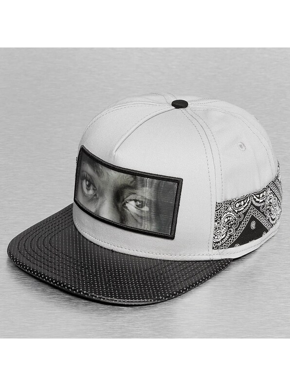 White Label Eyes On Me -1