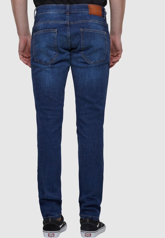 Skinny -1