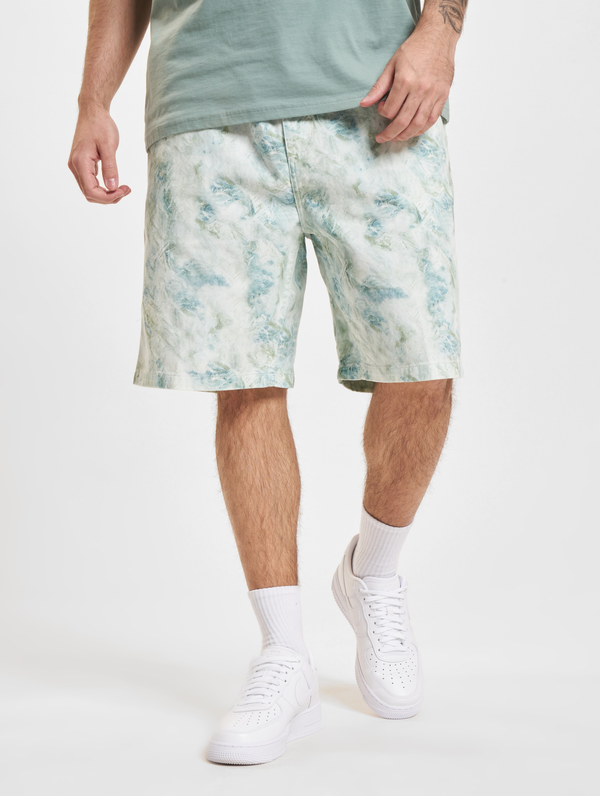 Carhartt WIP Marbel Shorts Mannen op kleur groen, Maat XL