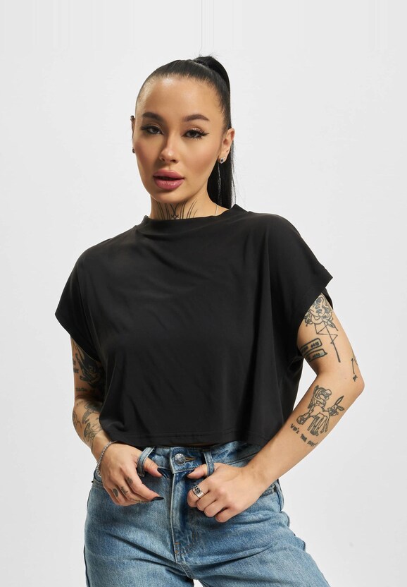 Modal Short-1