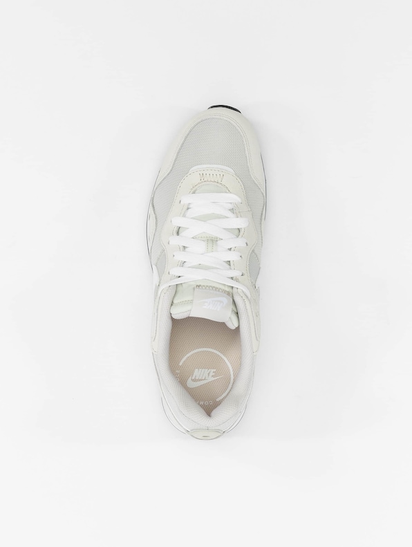 Nike Venture Runner Sneakers Light Bone/White/Light-3