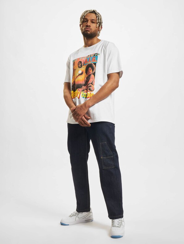 Upscale Biggie Ready To Die Oversize-4