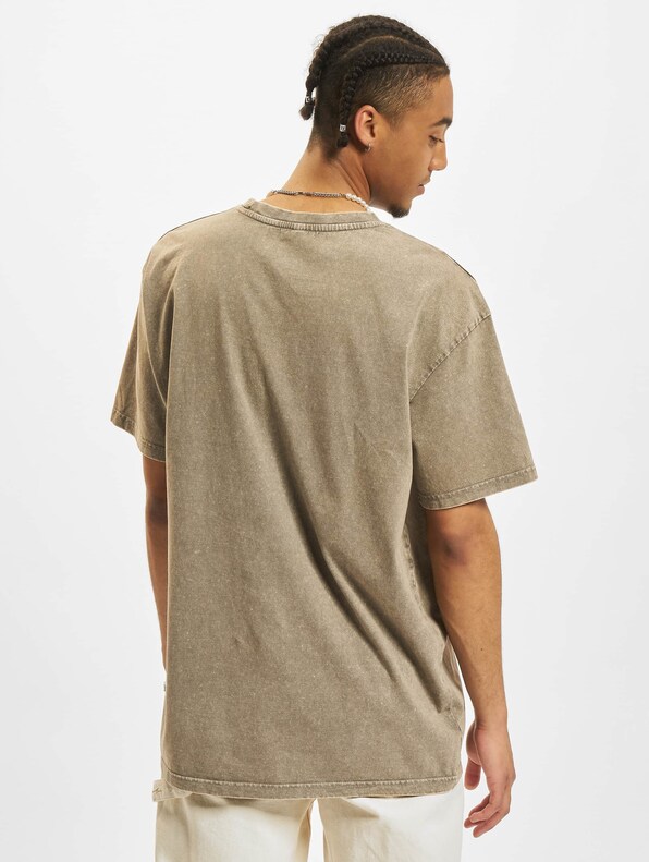 Upscale Hercules Oversize-1