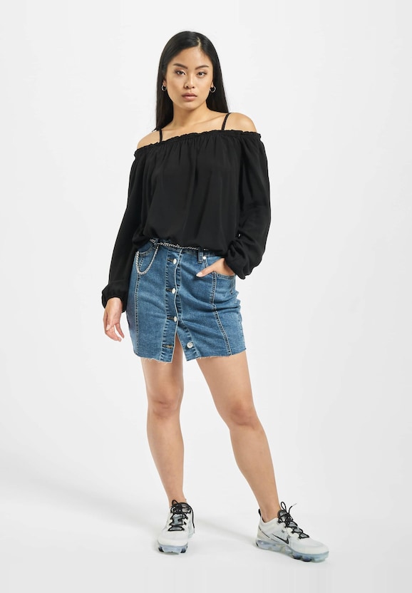 Cold Shoulder-3