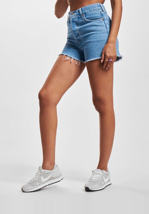 Levis Ribcage Shorts-2