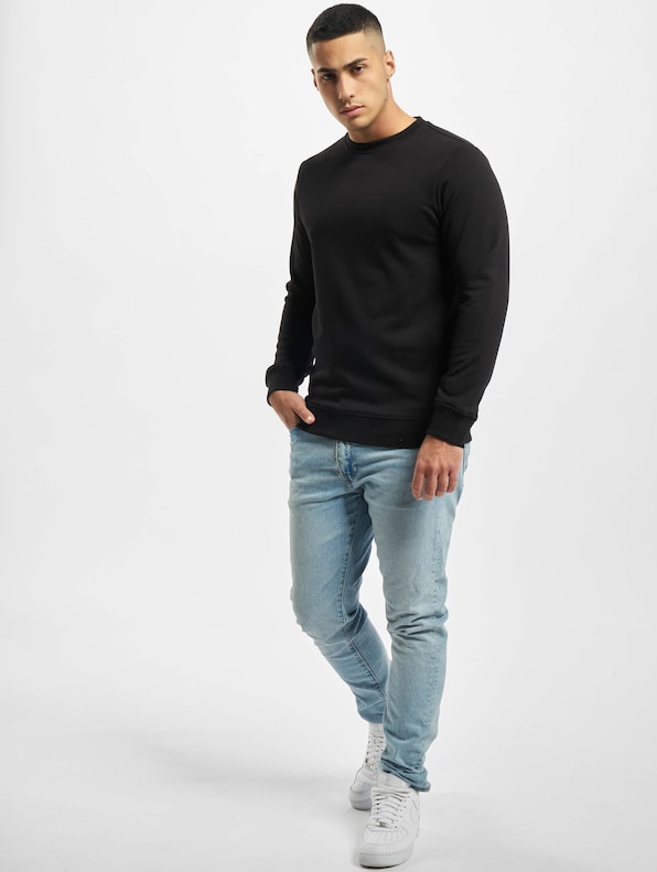 Basic Terry Crew-3