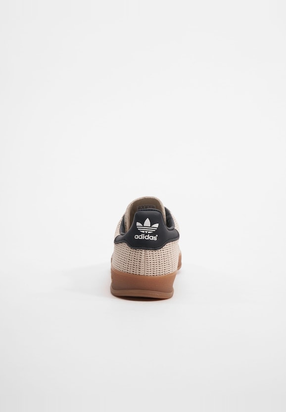 Gazelle Indoor -4