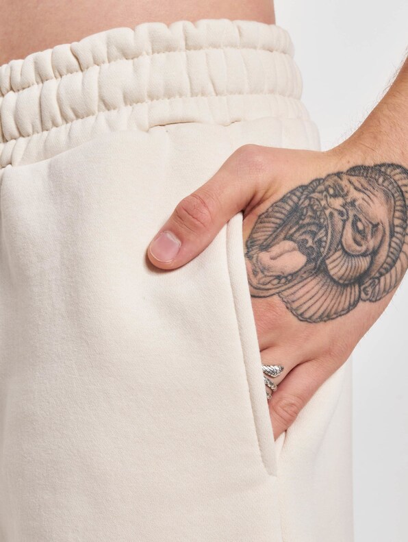 2Y Basic Sweat Shorts-3