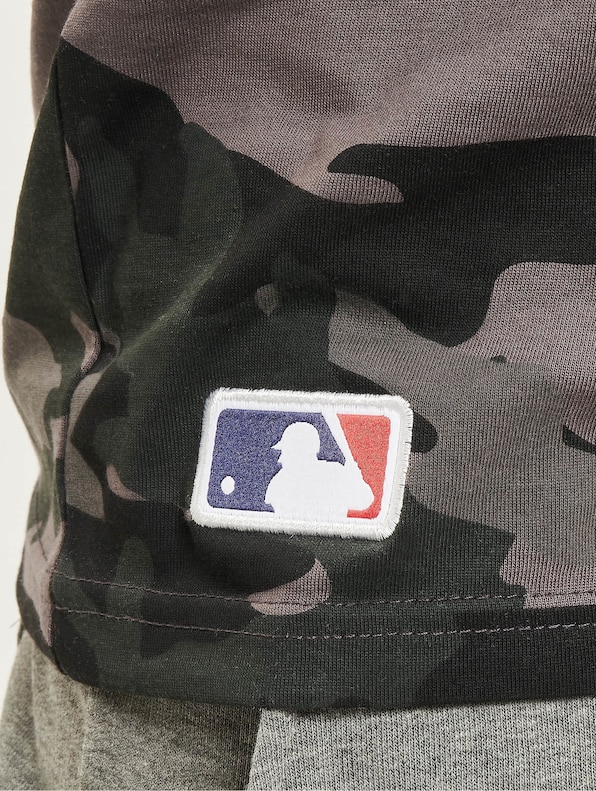 New Era MLB New York Yankees Tank Top Midnite Camo/Neon-4