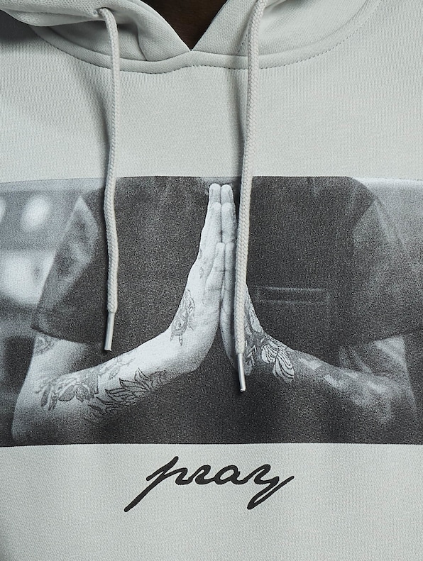 Pray Hoody-3