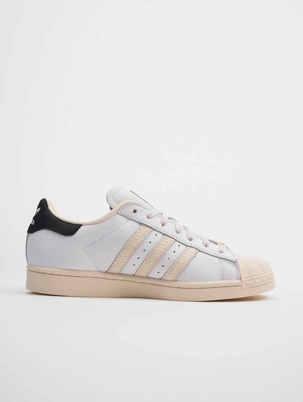 Superstar -3