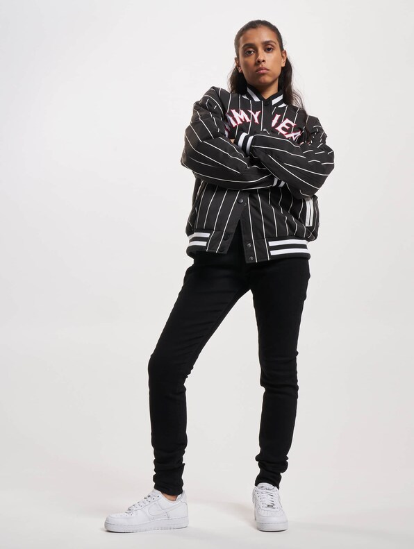Tommy Jeans Pinstripe Letterman Bomberjacke-8