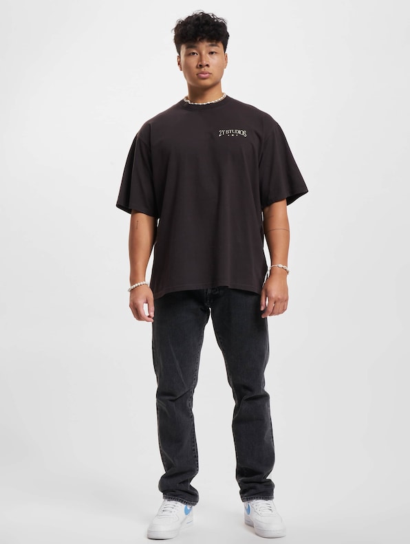 2Y Studios Insignia Oversize T-Shirt-4