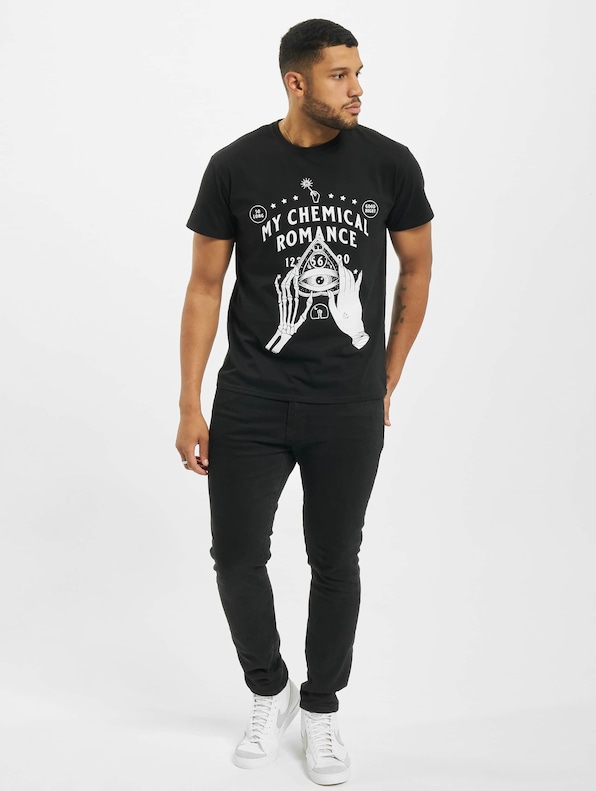 My Chemical Romance Pyramid-4