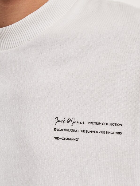 Akam Summer Branding-3