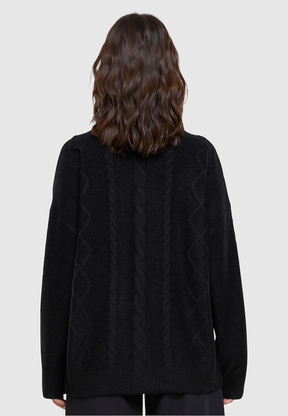  Ladies Cabel Knit-1