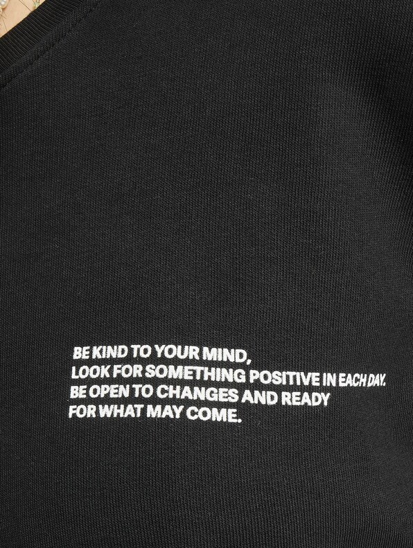 Nissi O-Neck Sweat -3