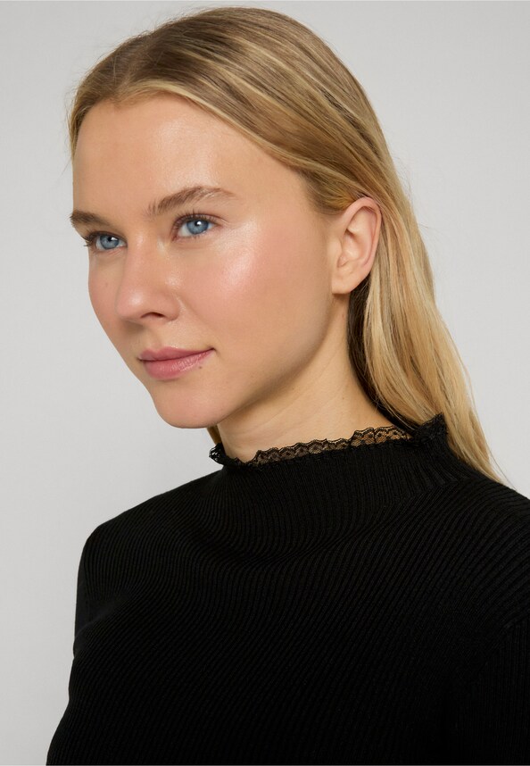 Lace Turtleneck-4