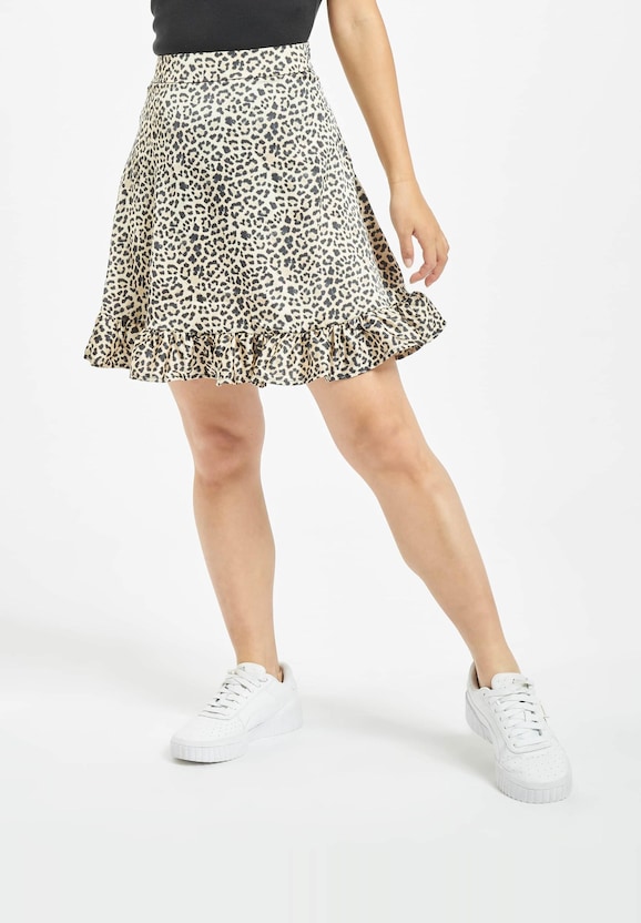 Flounce -1