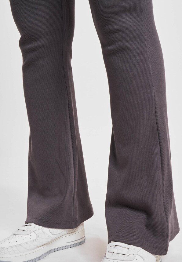 Small Signature Flared Rib-4