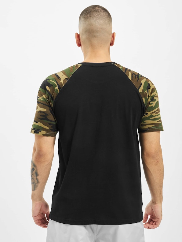 Raglan Contrast-1