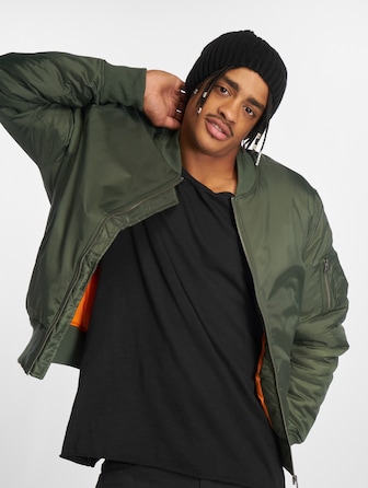 Basic Bomber