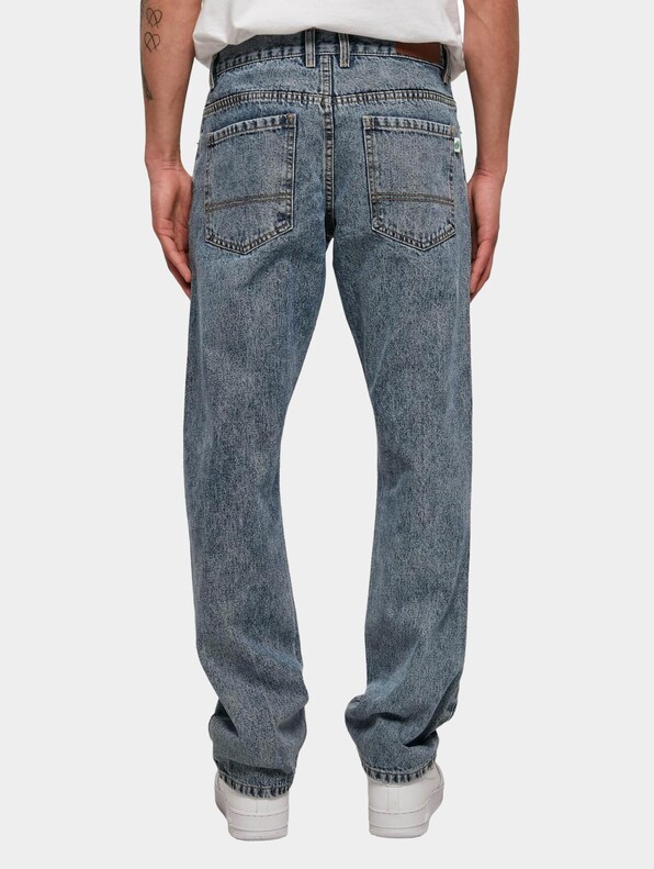 Urban Classics Organic Straight Leg Straight Fit Jeans-1