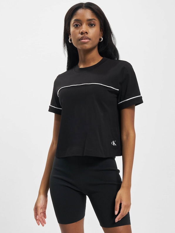 Calvin Klein Modern Straight Piping T-Shirt-2