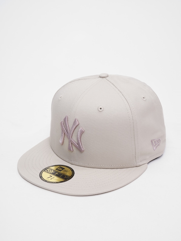 League Essential 59FIFTY New York Yankees-0
