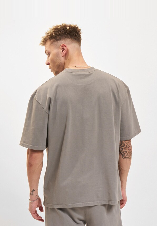 Logo Oversized-1