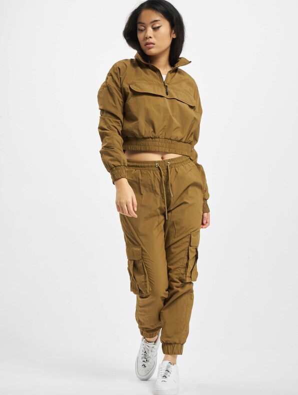 Ladies Cropped Crinkle Nylon Pull Over -6