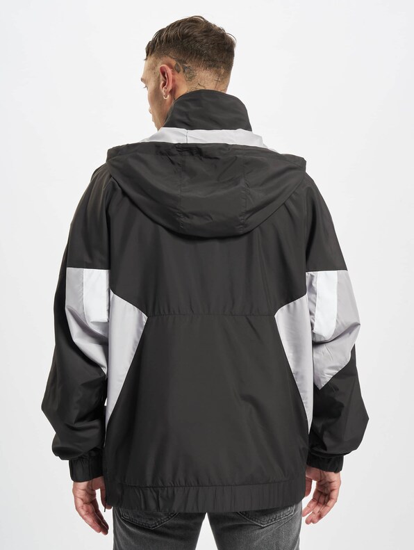 Starter Windbreaker-1