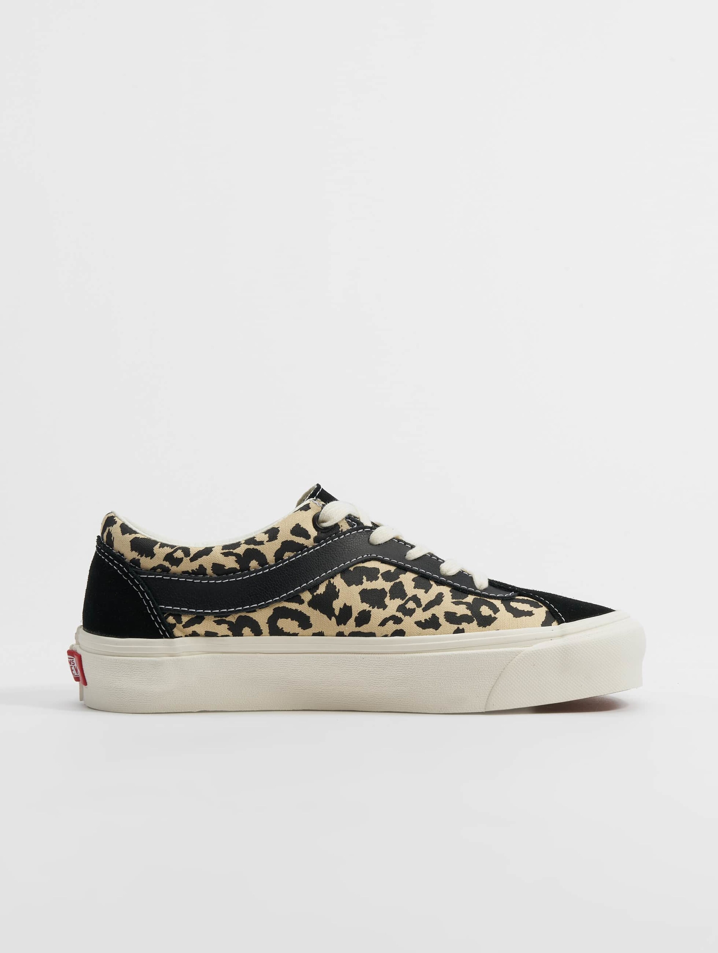 Vans ua clearance bold