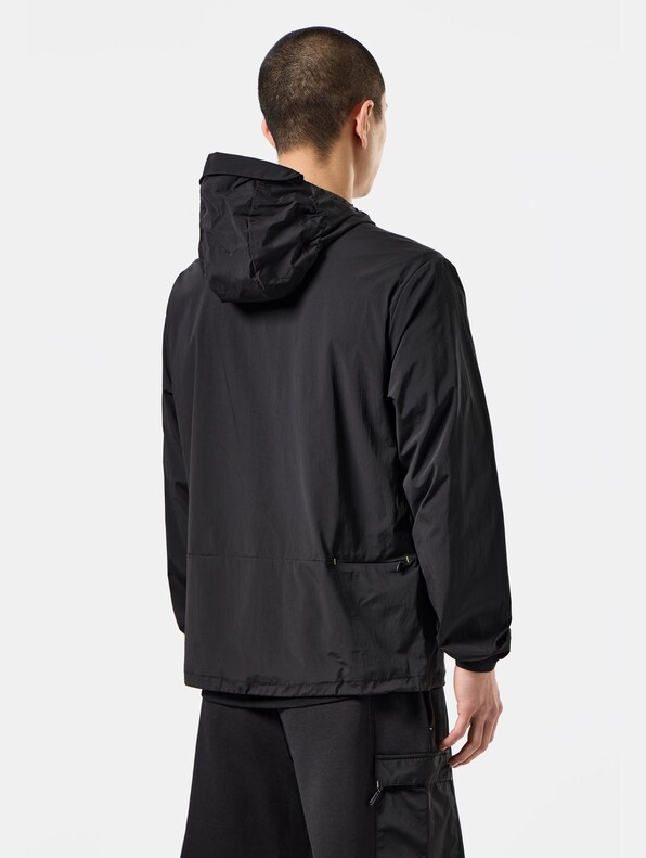 Weekend Offender GUADALAJARA POLYAMIDE TECH WINDBREAKER-1