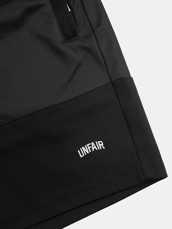 Center Court Shorts Black-4