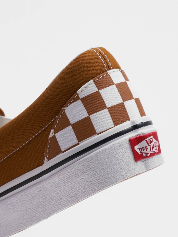 Vans Classic Slip-On Sneakers-7