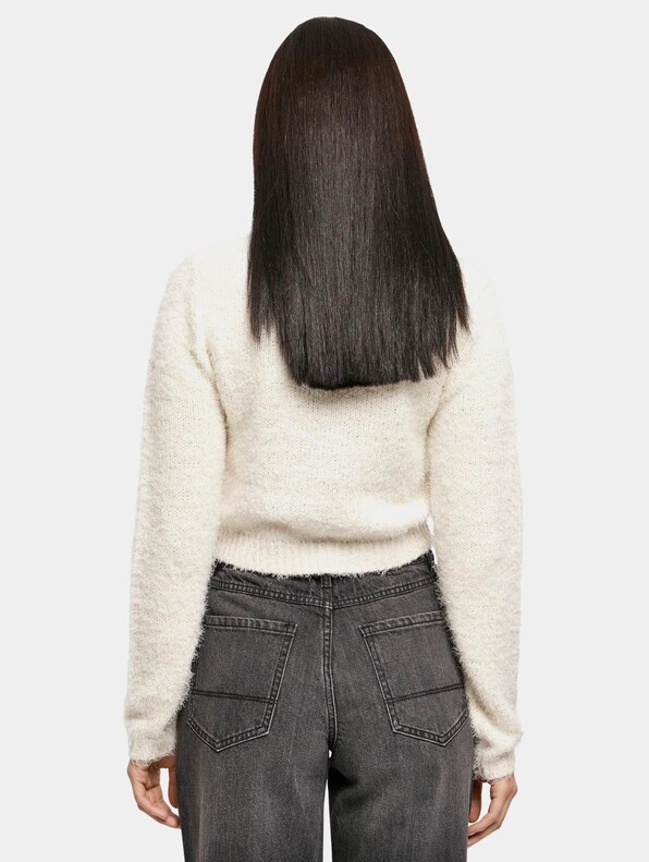 Ladies Cropped Feather -1