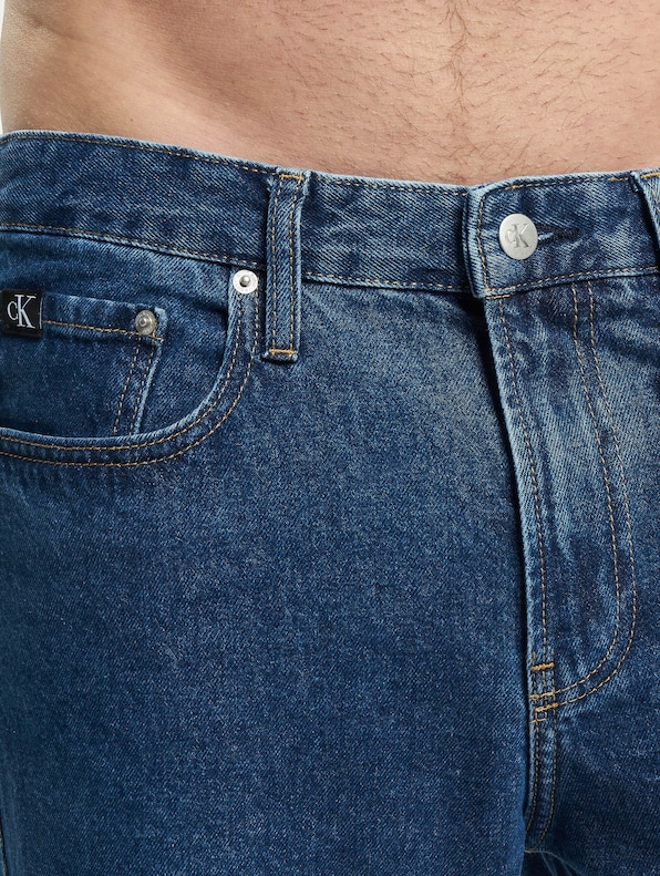 Calvin Klein 90s Straight Fit Jeans-3