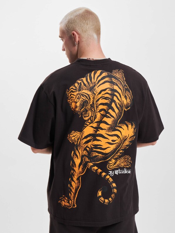 2Y Tiger Oversize Tee-1