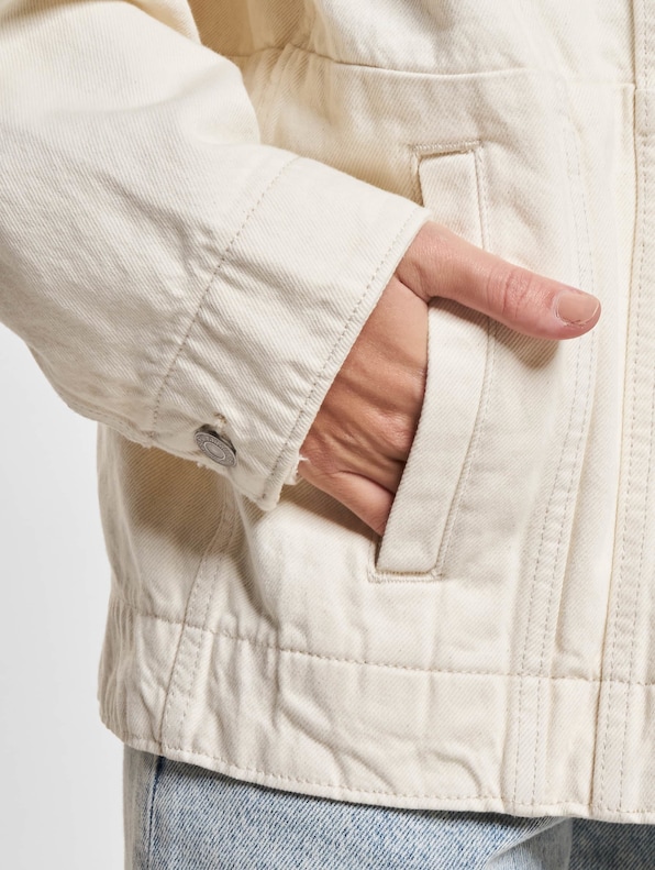 Levi's® Baggy Trucker-4