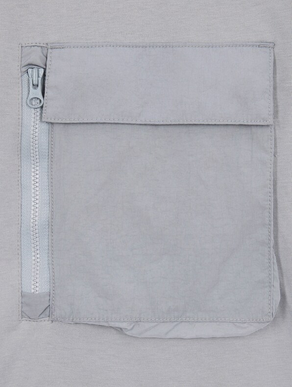 Weekend Offender TAKAJI PARACHUTE POCKET TEE-5