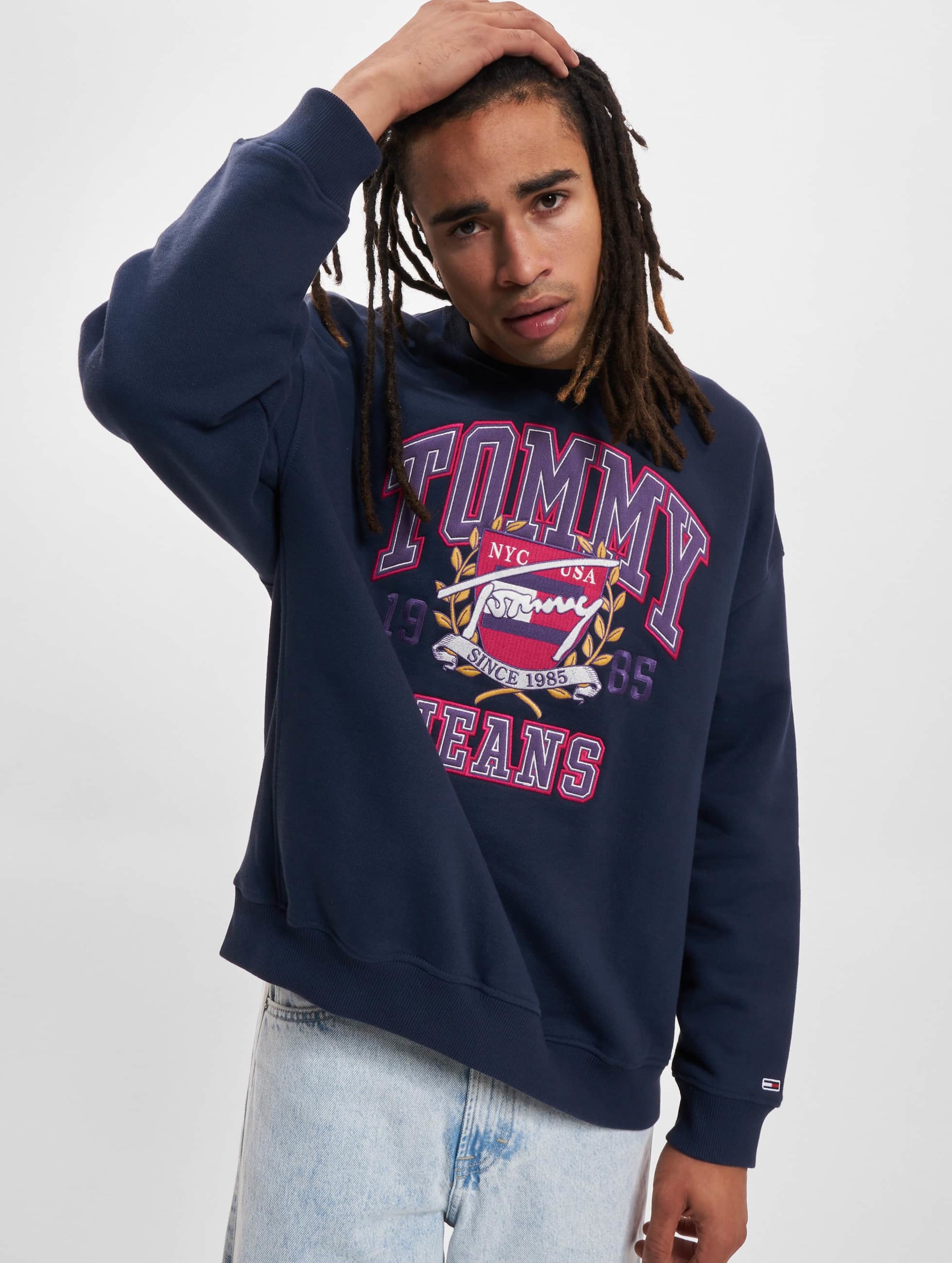 Tommy jeans collegiate crew on sale sweat