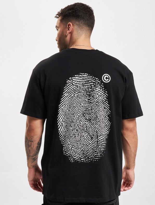 Fingerprint Oversize-1