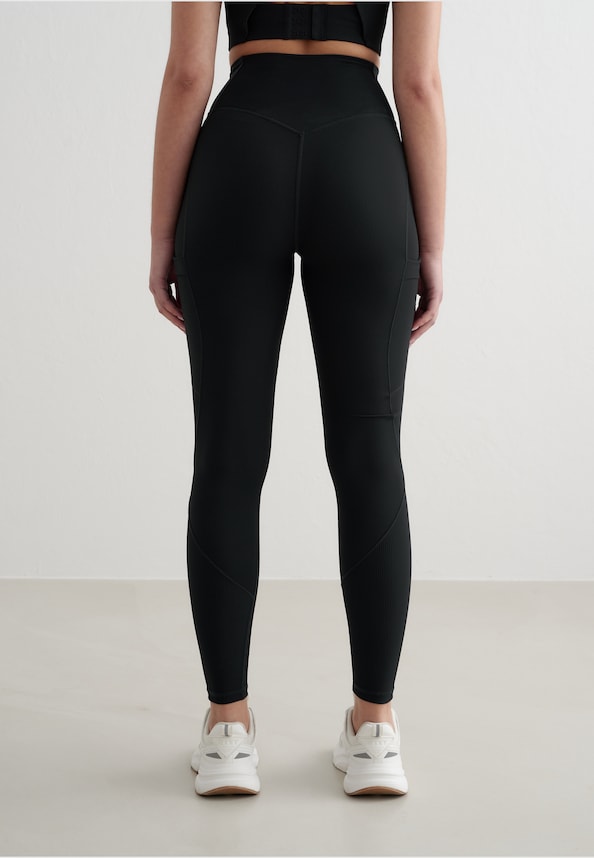 Black Ribbed Performance Pocket-1