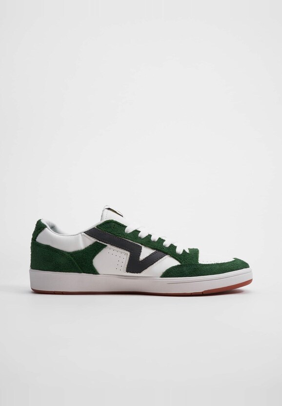  UA Lowland-3