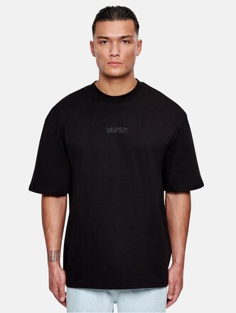 Dropsize Heavy Oversize Curved HD Logo T-Shirts