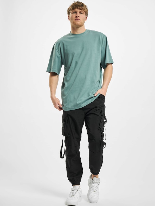 Tall -3