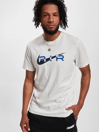 T-Shirt noir homme Nike Repeat Tape pas cher | Espace des Marques