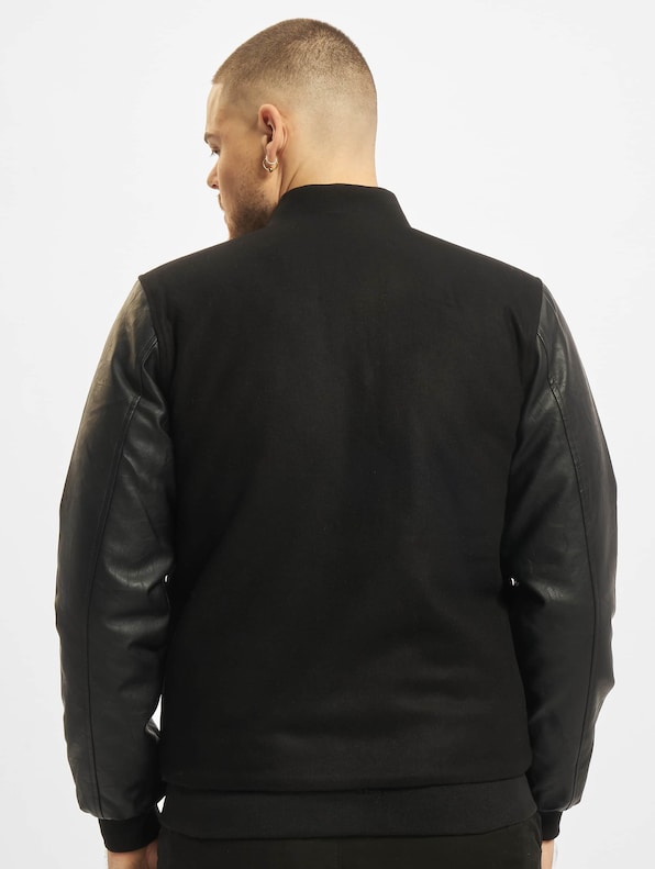  Oldschool College -1